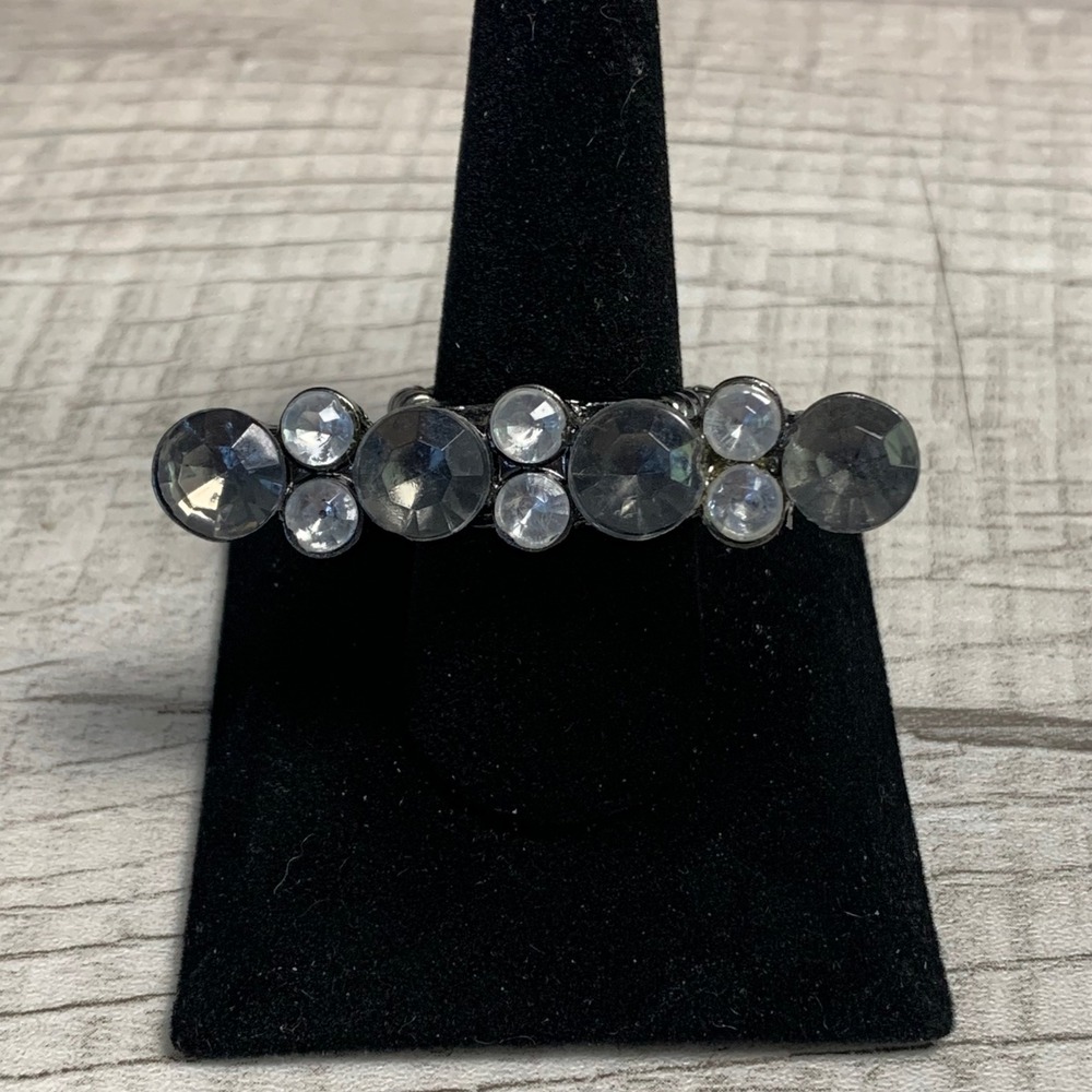Gunmetal Grey Rhinestone Stretch Statement Ring Bar Design Size 10 4574